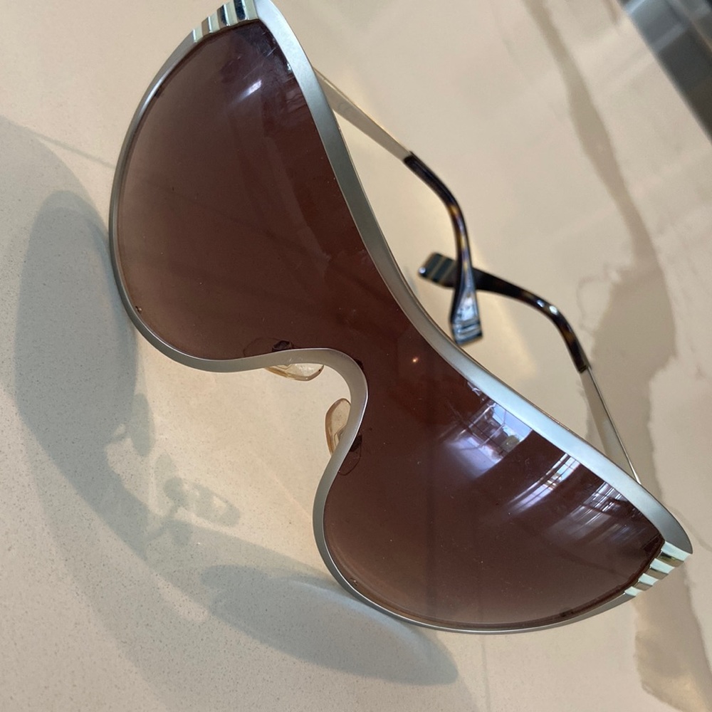 🌞FENDI metal sunglasses